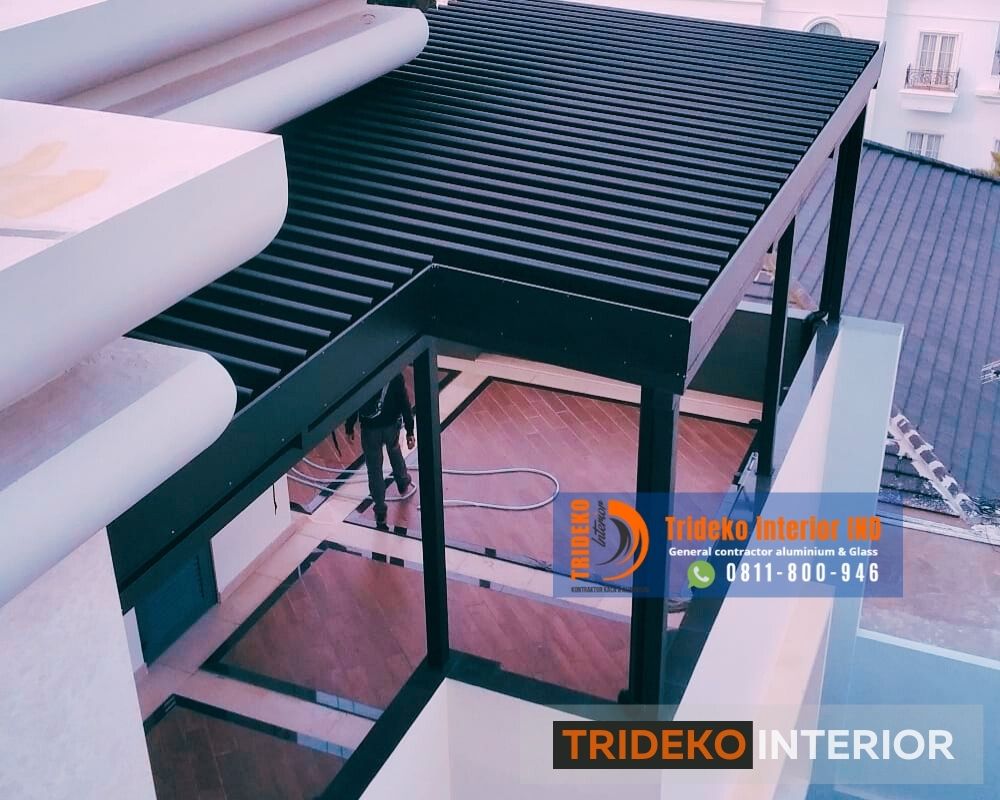 Atap Sunlouvre Carport Kolam Cafe Void Gazebo