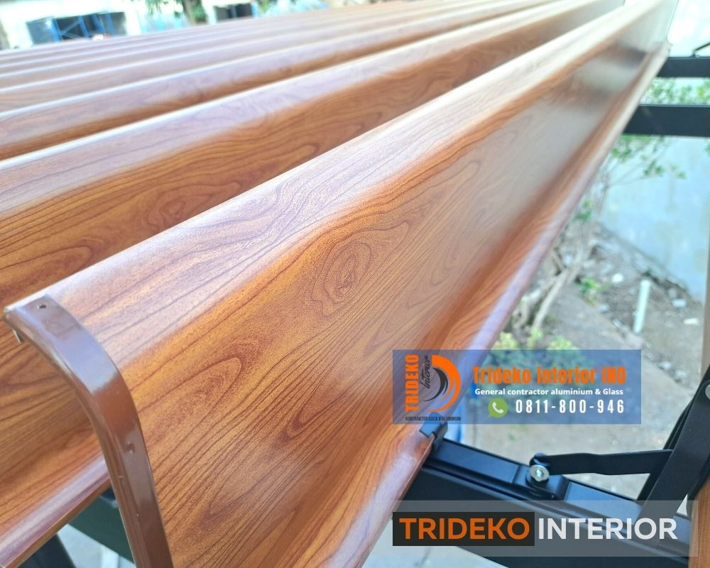 Sunlouvre Premium dengan Motif Urat Kayu 4 Sunlouvre Premium dengan Motif Urat Kayu